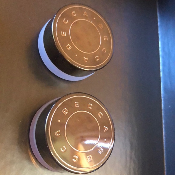 Becca - Picture 4 of 4